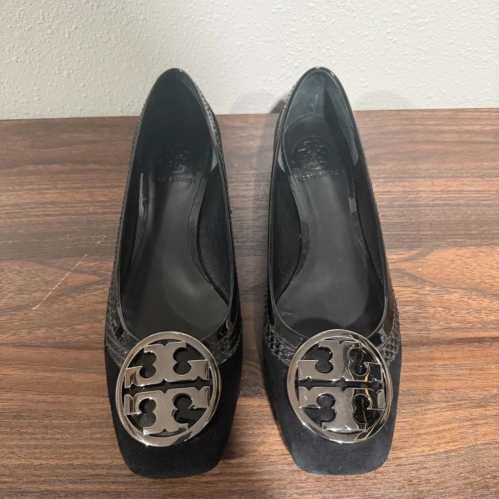Tory Burch Logo Ballet Flat Shoes Black Suede Square Toe‎ Medallion Women's 7.5